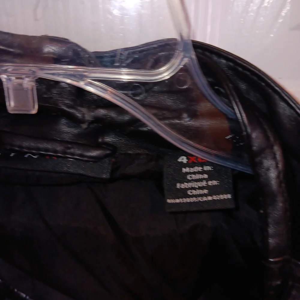 Jacket - Picture 6 of 10